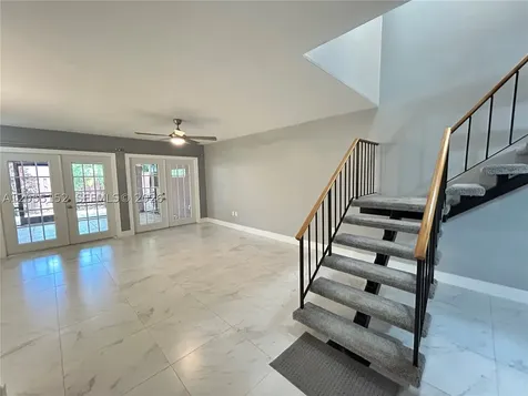 14110 Kendale Lakes Circle Miami FL 33183