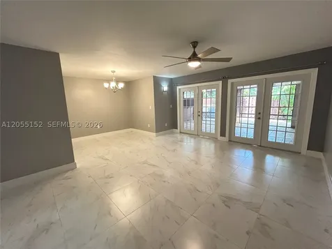 14110 Kendale Lakes Circle Miami FL 33183