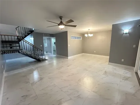 14110 Kendale Lakes Circle Miami FL 33183