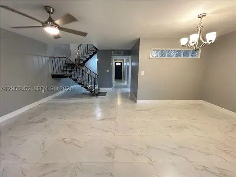 14110 Kendale Lakes Circle Miami FL 33183