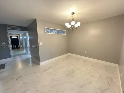 14110 Kendale Lakes Circle Miami FL 33183