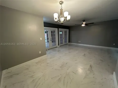 14110 Kendale Lakes Circle Miami FL 33183
