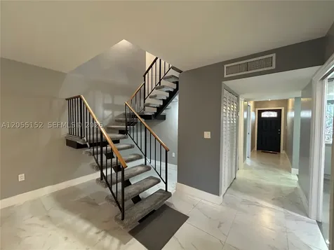 14110 Kendale Lakes Circle Miami FL 33183