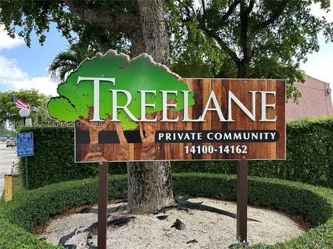 14110 Kendale Lakes Circle Miami FL 33183