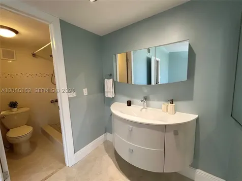 14110 Kendale Lakes Circle Miami FL 33183