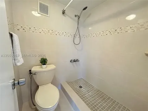 14110 Kendale Lakes Circle Miami FL 33183