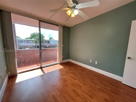 14110 Kendale Lakes Circle Miami FL 33183