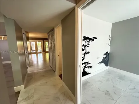 14110 Kendale Lakes Circle Miami FL 33183