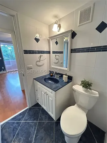14110 Kendale Lakes Circle Miami FL 33183