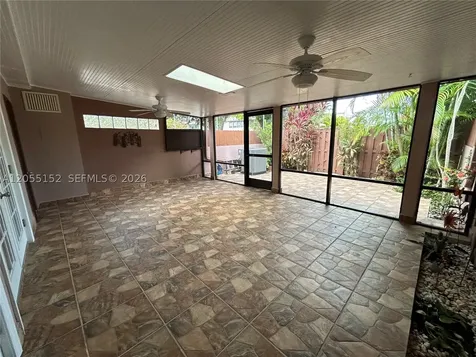 14110 Kendale Lakes Circle Miami FL 33183
