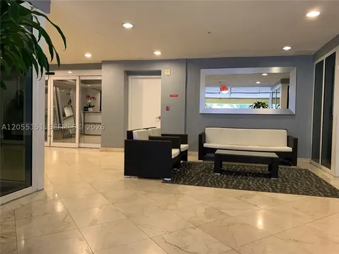 170 SE 14th Street Miami FL 33131