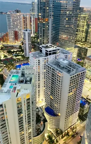 170 SE 14th Street Miami FL 33131