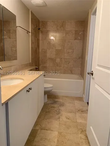170 SE 14th Street Miami FL 33131