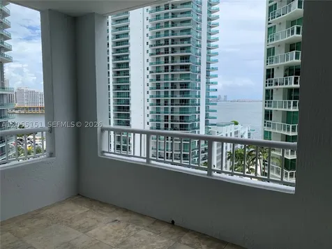 170 SE 14th Street Miami FL 33131