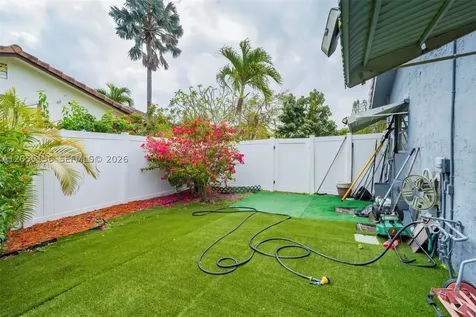 7211 NW 76th Street Tamarac FL 33321