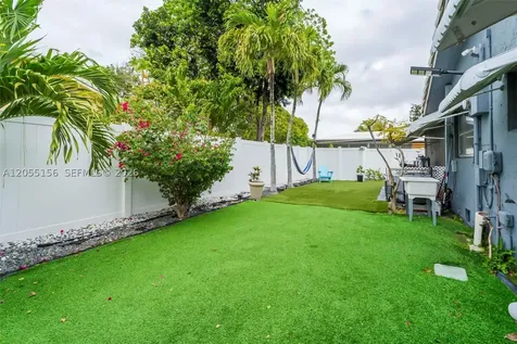 7211 NW 76th Street Tamarac FL 33321