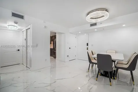 1623 Collins Avenue Miami Beach FL 33139