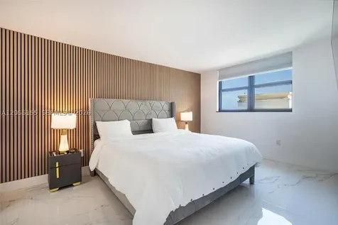 1623 Collins Avenue Miami Beach FL 33139