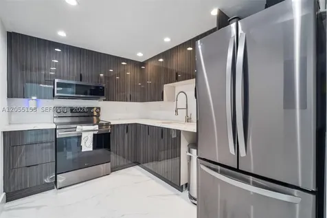 1623 Collins Avenue Miami Beach FL 33139