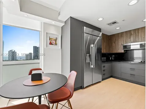 19400 Turnberry Way Aventura FL 33180