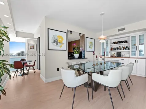 19400 Turnberry Way Aventura FL 33180