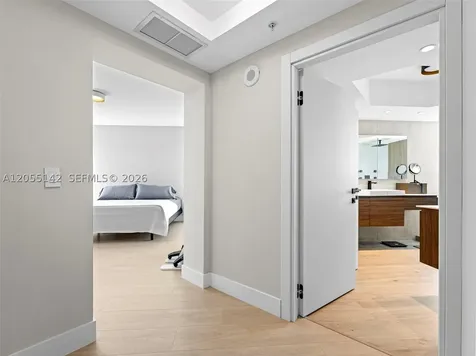 19400 Turnberry Way Aventura FL 33180
