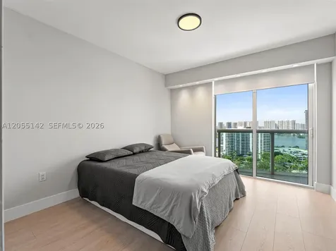 19400 Turnberry Way Aventura FL 33180