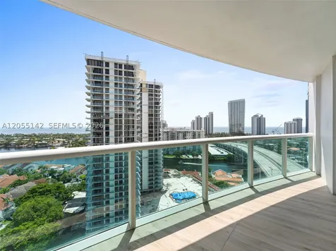 19400 Turnberry Way Aventura FL 33180