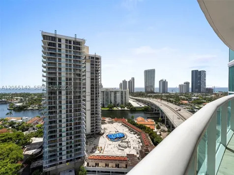 19400 Turnberry Way Aventura FL 33180