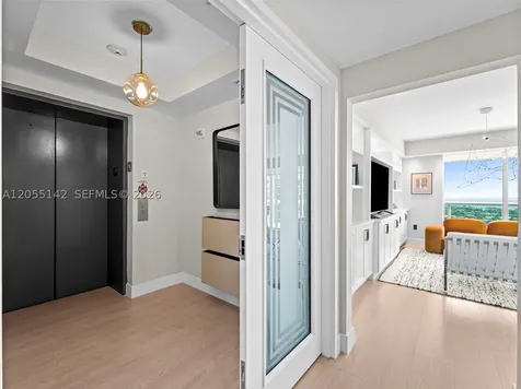 19400 Turnberry Way Aventura FL 33180