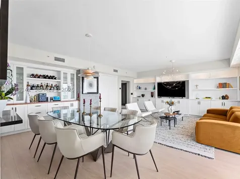 19400 Turnberry Way Aventura FL 33180