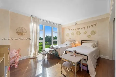 10275 Collins Avenue Bal Harbour FL 33154