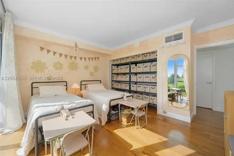 10275 Collins Avenue Bal Harbour FL 33154