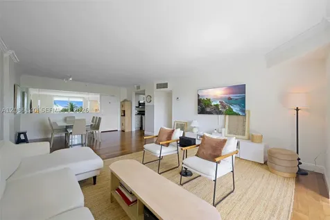 10275 Collins Avenue Bal Harbour FL 33154