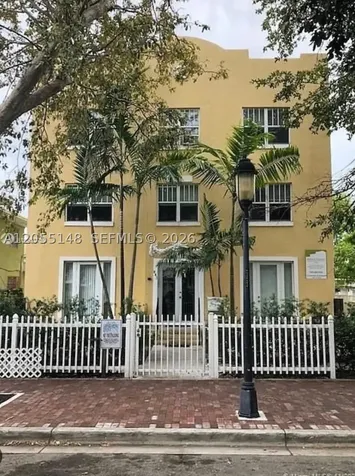 843 SW 13th Avenue Miami FL 33135