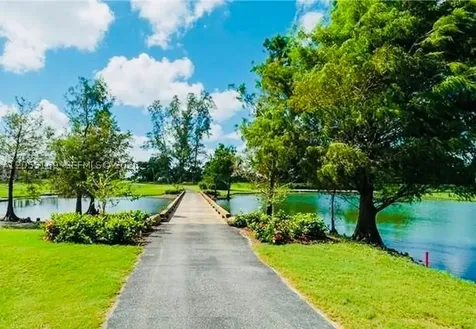 8900 Washington Boulevard Pembroke Pines FL 33025