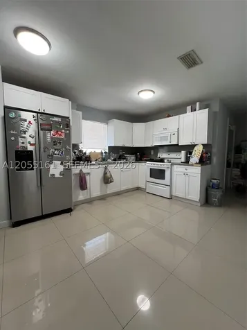 467 E 13th Street Hialeah FL 33010