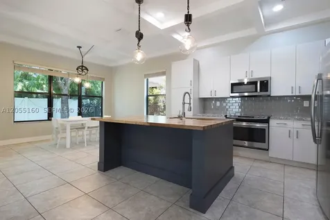 3565 W 97th Street Hialeah FL 33018