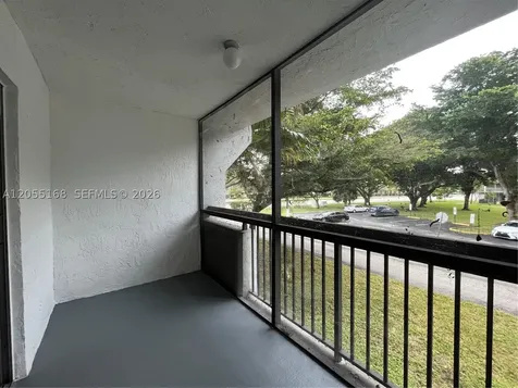 701 N Pine Island Road Plantation FL 33324
