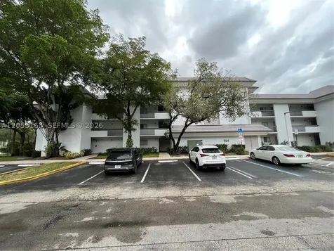 701 N Pine Island Road Plantation FL 33324