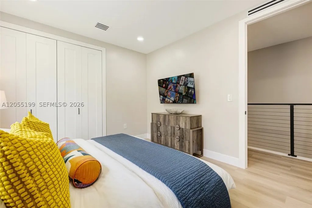703 SW 17th Street Fort Lauderdale FL 33315