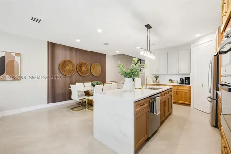 703 SW 17th Street Fort Lauderdale FL 33315
