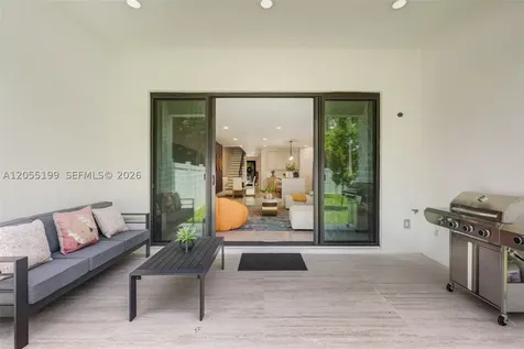 703 SW 17th Street Fort Lauderdale FL 33315