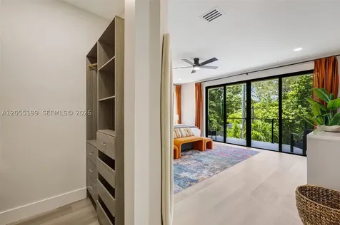 703 SW 17th Street Fort Lauderdale FL 33315