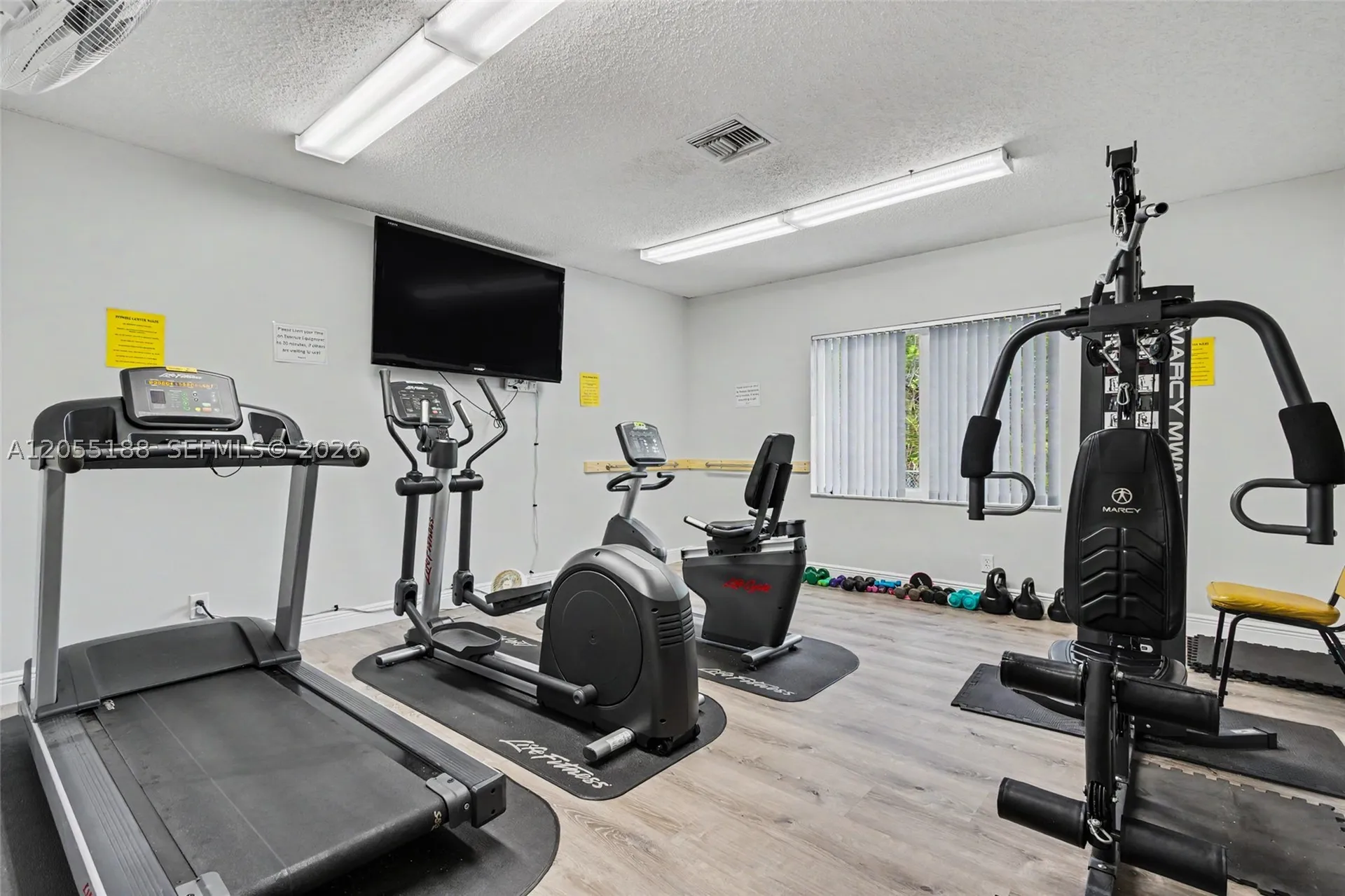 1401 N 12th Court Hollywood FL 33019