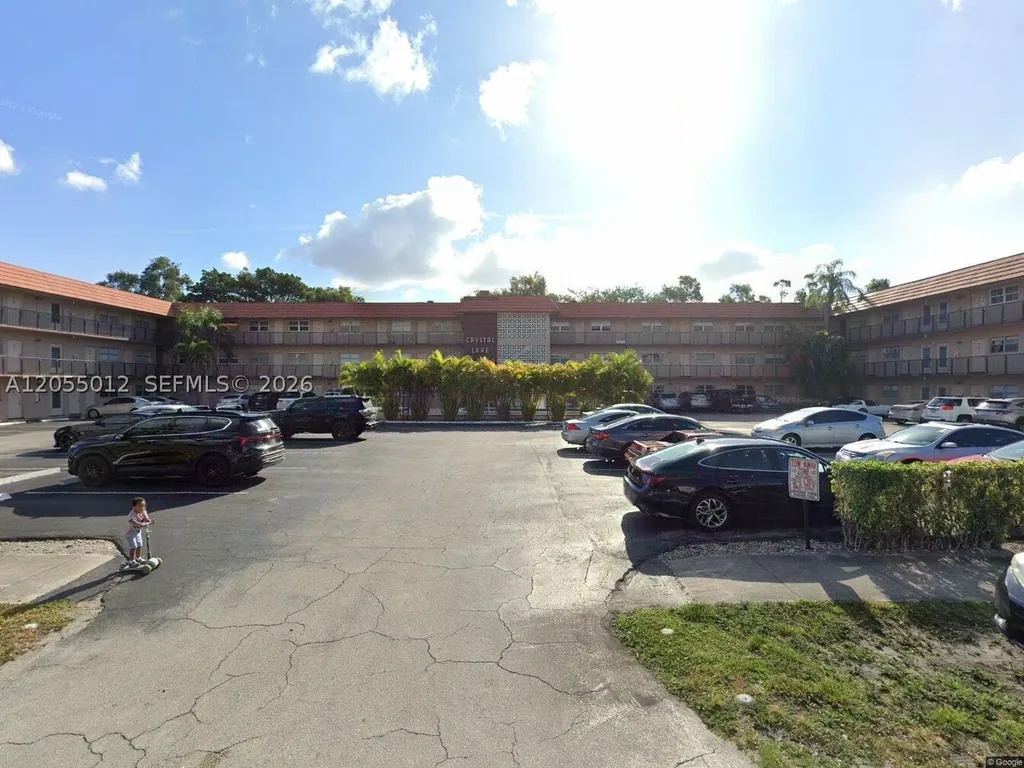 3930 Crystal Lake Drive Deerfield Beach FL 33064