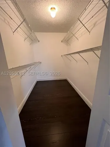 2762 S University Drive Davie FL 33328
