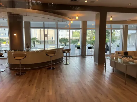 10275 Collins Avenue Bal Harbour FL 33154
