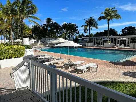 10275 Collins Avenue Bal Harbour FL 33154
