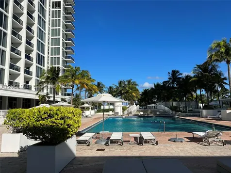 10275 Collins Avenue Bal Harbour FL 33154